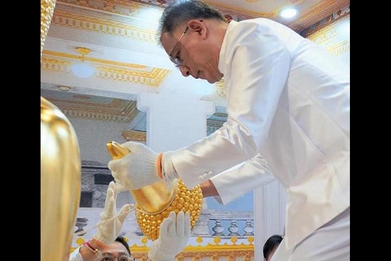 2567-02-09 พิธีเจริญพระพุทธมนต์สมโภชพระพุทธโสธร และบรรจุพระบรมสารีริกธาตุ