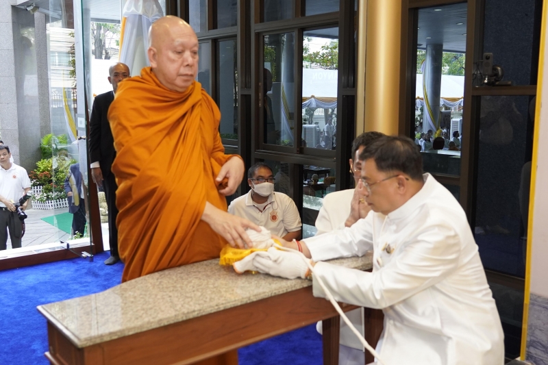 2567-02-09 พิธีเจริญพระพุทธมนต์สมโภชพระพุทธโสธร และบรรจุพระบรมสารีริกธาตุ