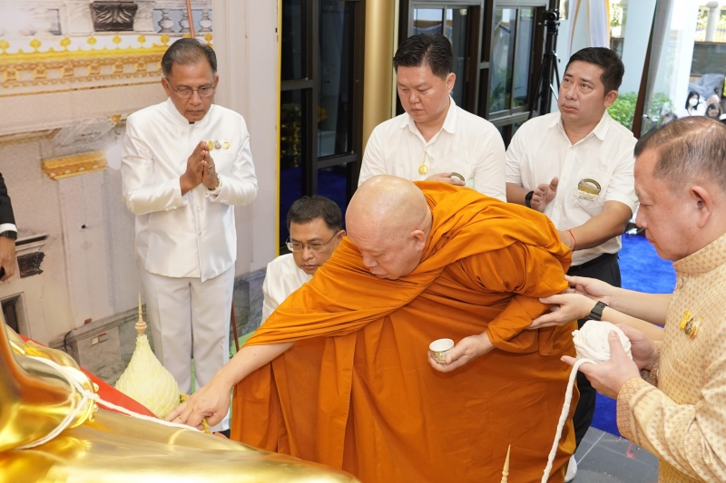 2567-02-09 พิธีเจริญพระพุทธมนต์สมโภชพระพุทธโสธร และบรรจุพระบรมสารีริกธาตุ