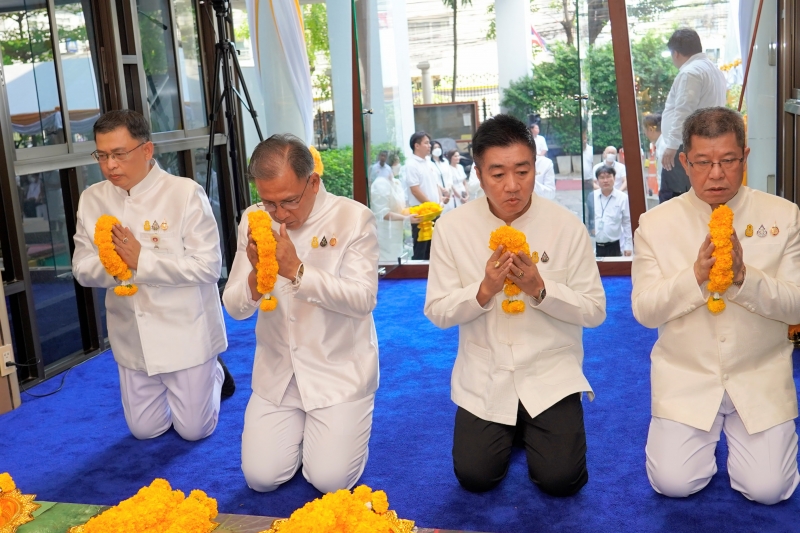 2567-02-09 พิธีเจริญพระพุทธมนต์สมโภชพระพุทธโสธร และบรรจุพระบรมสารีริกธาตุ