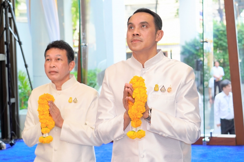 2567-02-09 พิธีเจริญพระพุทธมนต์สมโภชพระพุทธโสธร และบรรจุพระบรมสารีริกธาตุ