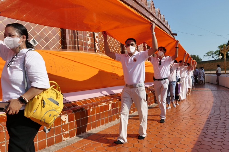 พิธีอธิษฐานจิตมวลสาร แผ่นจาร และแผ่นดวงชะตา 