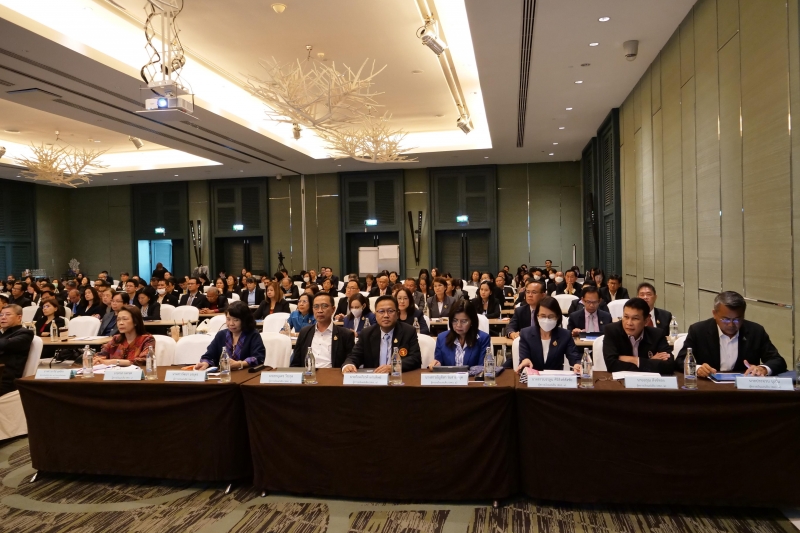 พิธีทำบุญตักบาตรข้าวสารอาหารแห้ง เดือนมีนาคม 2562