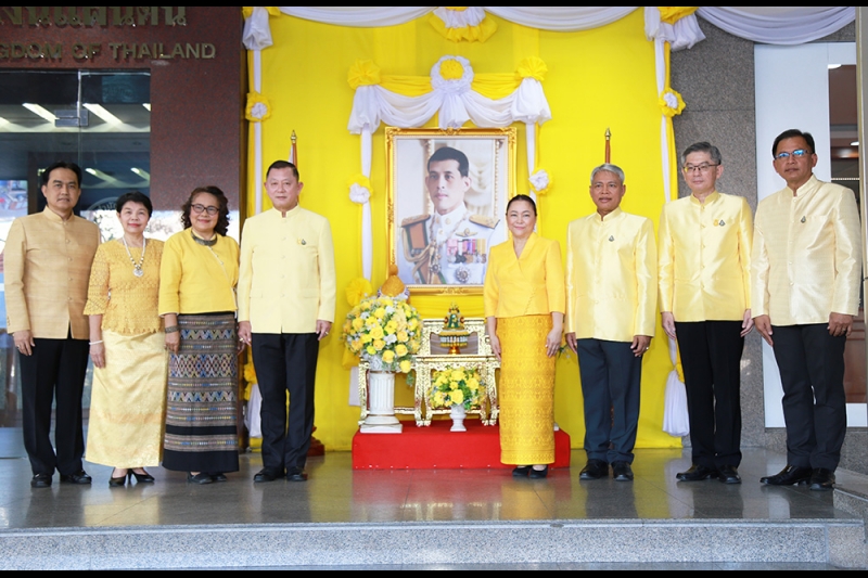 พิธีทำบุญตักบาตรข้าวสารอาหารแห้ง เดือนพฤษภาคม 2562