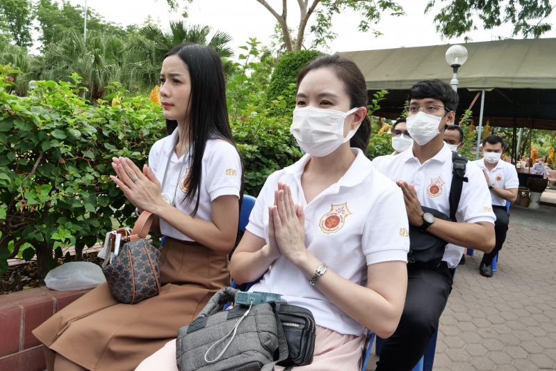 พิธีบวงสรวงดวงพระวิญญาณสมเด็จพระนเรศวรมหาราช ณ บริเวณวิหารสมเด็จพระนเรศวร วัดใหญ่ชัยมงคล จังหวัดพระนครศรีอยุธยา