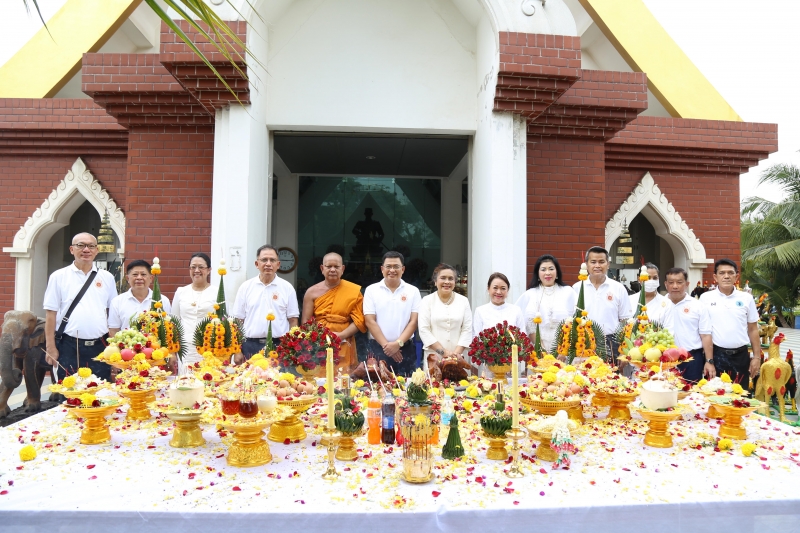 พิธีบวงสรวงดวงพระวิญญาณสมเด็จพระนเรศวรมหาราช ณ บริเวณวิหารสมเด็จพระนเรศวร วัดใหญ่ชัยมงคล จังหวัดพระนครศรีอยุธยา