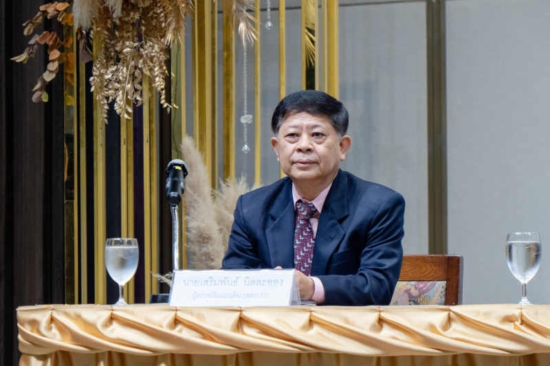 สำนักงานการตรวจเงินแผ่นดินร่วมโครงการผู้ตรวจการแผ่นดินสัญจรพบประชาชน ครั้งที่ 42