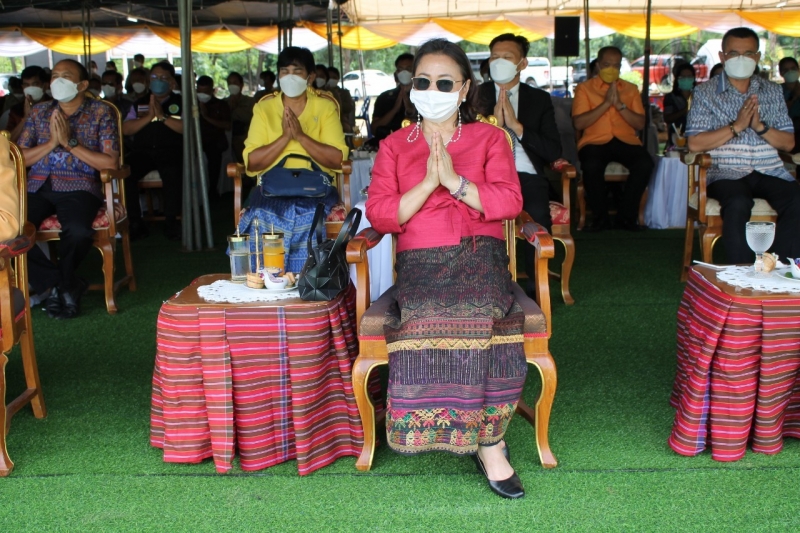 พิธีวางศิลาฤกษ์อาคารที่ทำการสำนักตรวจเงินแผ่นดินจังหวัดสุรินทร์ พร้อมอาคารชุดพักอาศัยและสิ่งก่อสร้างประกอบ