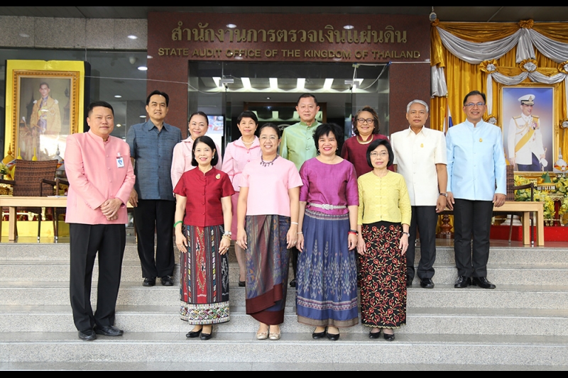 พิธีทำบุญตักบาตรข้าวสารอาหารแห้ง เดือนมีนาคม 2562