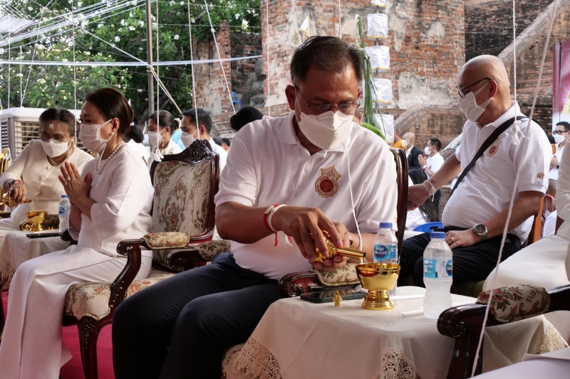 พิธีอธิษฐานจิตมวลสาร แผ่นจาร และแผ่นดวงชะตา 