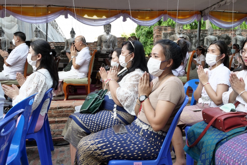 พิธีอธิษฐานจิตมวลสาร แผ่นจาร และแผ่นดวงชะตา 