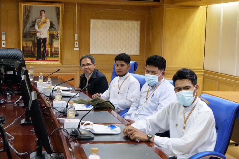 คณะศึกษาดูงานจากคณะอิสลามศึกษาและนิติศาสตร์ มหาวิทยาลัยฟาฏอนี เข้าศึกษาดูงานและรับฟังการบรรยายพิเศษ ณ สำนักงานการตรวจเงินแผ่นดิน