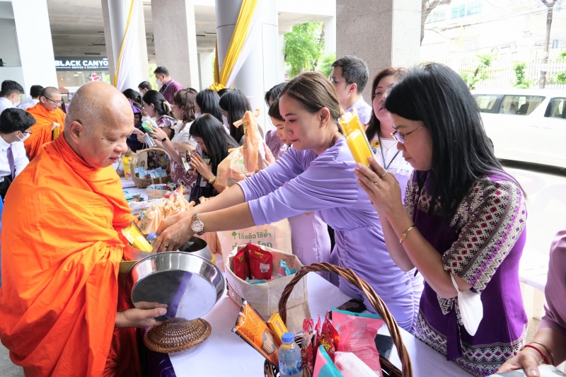 เฉลิมพระชนมพรรษา สมเด็จพระนางเจ้า ฯ พระบรมราชินี