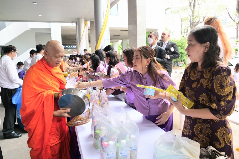 เฉลิมพระชนมพรรษา สมเด็จพระนางเจ้า ฯ พระบรมราชินี
