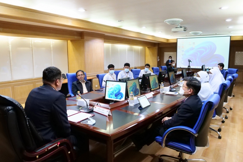 คณะศึกษาดูงานจากคณะอิสลามศึกษาและนิติศาสตร์ มหาวิทยาลัยฟาฏอนี เข้าศึกษาดูงานและรับฟังการบรรยายพิเศษ ณ สำนักงานการตรวจเงินแผ่นดิน