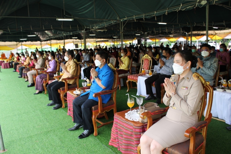 พิธีวางศิลาฤกษ์อาคารที่ทำการสำนักตรวจเงินแผ่นดินจังหวัดสุรินทร์ พร้อมอาคารชุดพักอาศัยและสิ่งก่อสร้างประกอบ