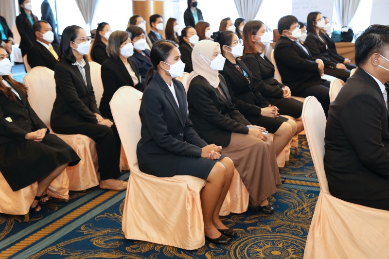 22  พิธีมอบประกาศนียบัตรโครงการฝึกอบรมเชิงปฏิบัติการ หลักสูตร “ชวนคุณครูรู้รักษ์เงินแผ่นดิน กับ สตง.