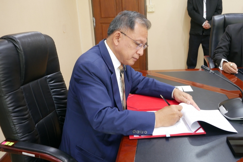 พิธีลงนามในสัญญาโครงการพัฒนาการตรวจเงินแผ่นดินอิเล็กทรอนิกส์แบบบูรณาการ (Thailand Smart e-Audit: TSEA) ระหว่าง สำนักงานการตรวจเง