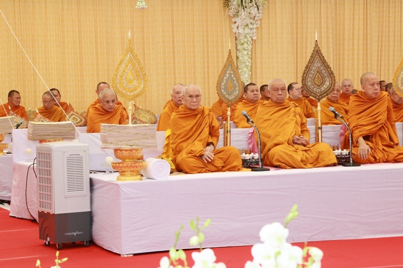 พิธีมหามงคลเจริญพระพุทธมนต์ และถวายพระพรชัยมงคล