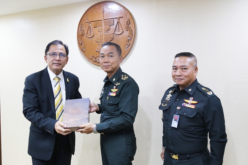  ผตง.ให้การต้อนรับหัวหน้าส่วนราชการขึ้นตรงนายกรัฐมนตรี เพื่อหารือข้อราชการและแลกเปลี่ยนความคิดเห็น