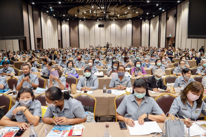 สำนักงานการตรวจเงินแผ่นดินร่วมโครงการผู้ตรวจการแผ่นดินสัญจรพบประชาชน ครั้งที่ 42