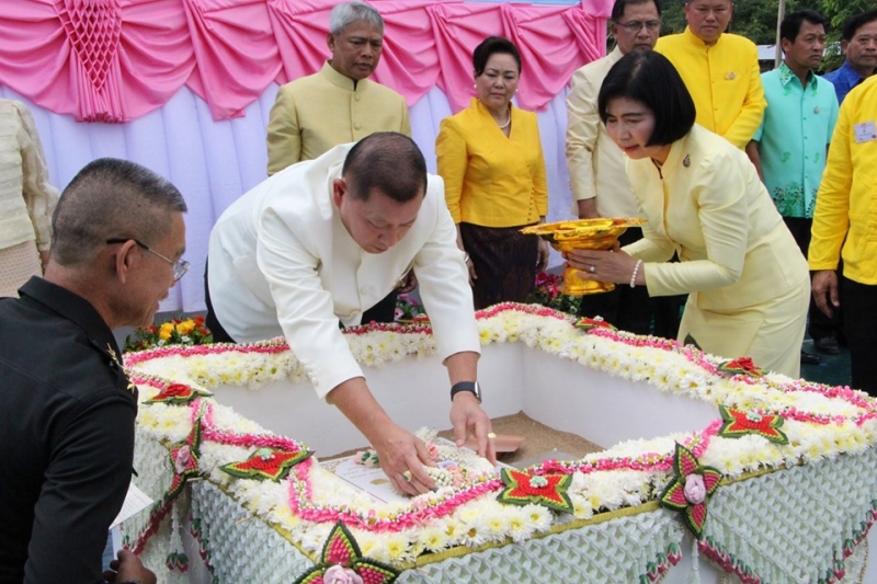 พิธีวางศิลาฤกษ์อาคารที่ทำการและอาคารชุดพักอาศัย และสิ่งก่อสร้างประกอบสำนักตรวจเงินแผ่นดินจังหวัดเพชรบูรณ์