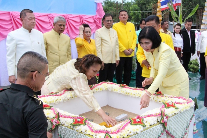 พิธีวางศิลาฤกษ์อาคารที่ทำการและอาคารชุดพักอาศัย และสิ่งก่อสร้างประกอบสำนักตรวจเงินแผ่นดินจังหวัดเพชรบูรณ์