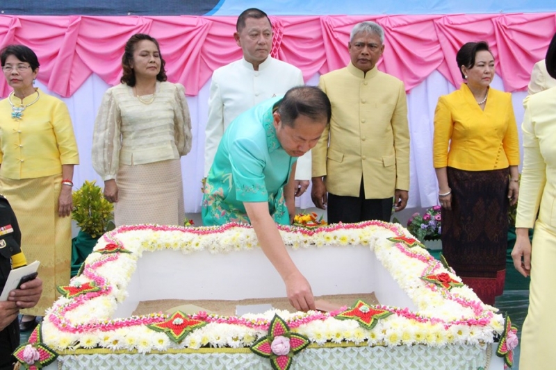 พิธีวางศิลาฤกษ์อาคารที่ทำการและอาคารชุดพักอาศัย และสิ่งก่อสร้างประกอบสำนักตรวจเงินแผ่นดินจังหวัดเพชรบูรณ์