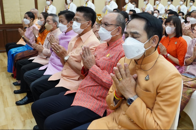 พิธีเจริญพระพุทธมนต์เพื่อความเป็นสิริมงคล เนื่องในโอกาสปีใหม่ พุทธศักราช 2566 ณ สำนักงานการตรวจเงินแผ่นดิน