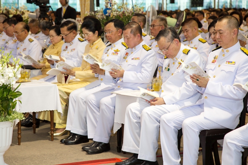  พิธีมหามงคลบำเพ็ญพระราชกุศลและเจริญพระพุทธมนต์ถวายพระพรชัยมงคล