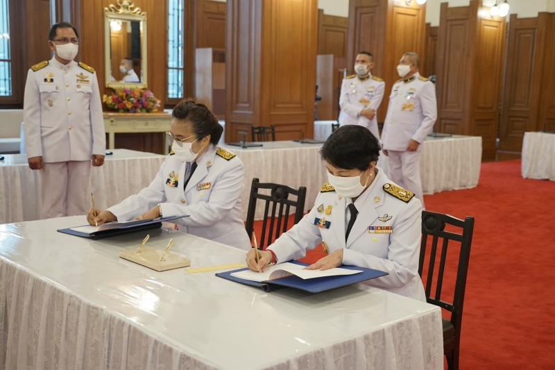  สตง. ลงนามถวายพระพรชัยมงคลพระบาทสมเด็จพระเจ้าอยู่หัว เนื่องในโอกาสวันฉัตรมงคล 4 พฤษภาคม 2563