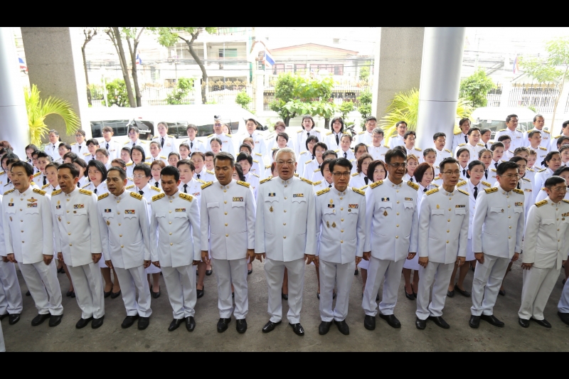 พิธีถวายราชสดุดีเฉลิมพระเกียรติและถวายพระพรชัยมงคล พิธีถวายสัตย์ปฏิญาณ เพื่อเป็นข้าราชการที่ดีและพลังของแผ่นดิน และร่วมลงนามถวาย