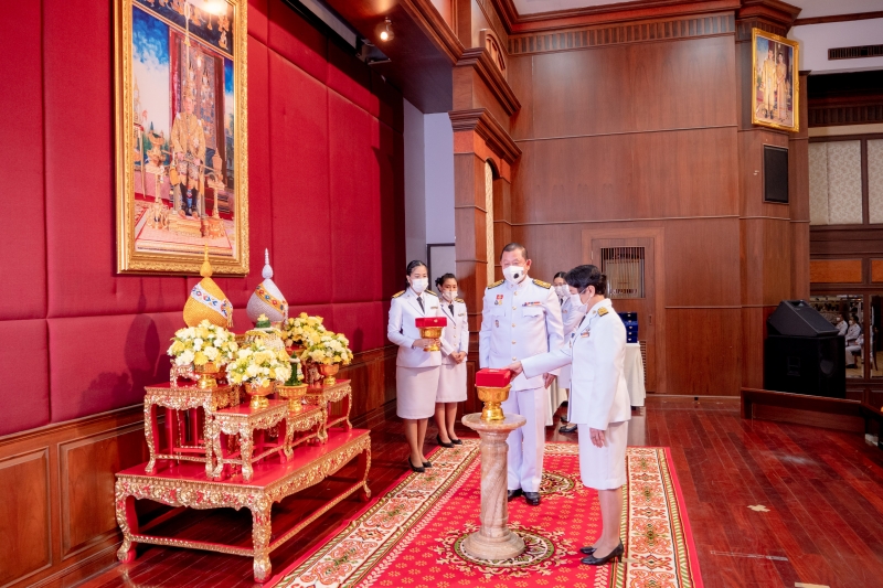 พิธีรับพระราชทานเครื่องราชอิสริยาภรณ์ชั้นสายสะพาย ประจำปี 2563