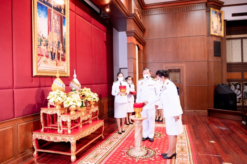 พิธีรับพระราชทานเครื่องราชอิสริยาภรณ์ชั้นสายสะพาย ประจำปี 2563