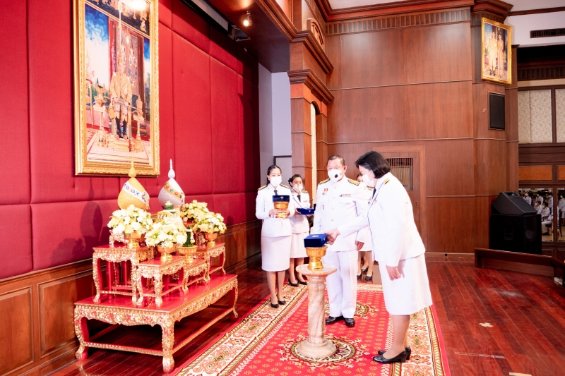 พิธีรับพระราชทานเครื่องราชอิสริยาภรณ์ชั้นสายสะพาย ประจำปี 2563