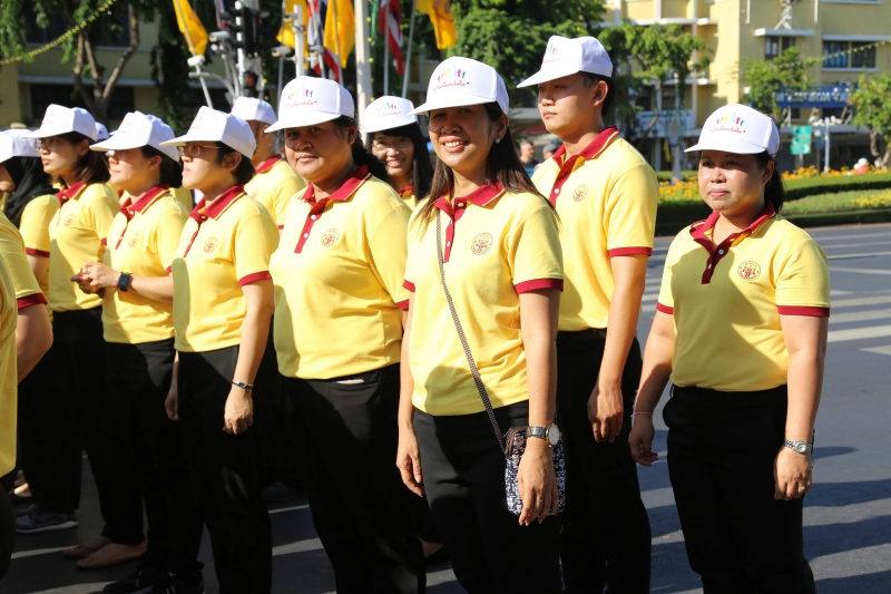 สตง.ร่วมเดินริ้วขบวนอัญเชิญเครื่องราชสักการะและร่วมพิธีจุดเทียนถวายพระพรชัยมงคลเนื่องในโอกาสวันเฉลิมพระชนมพรรษาพระบาทสมเด็จพระเจ