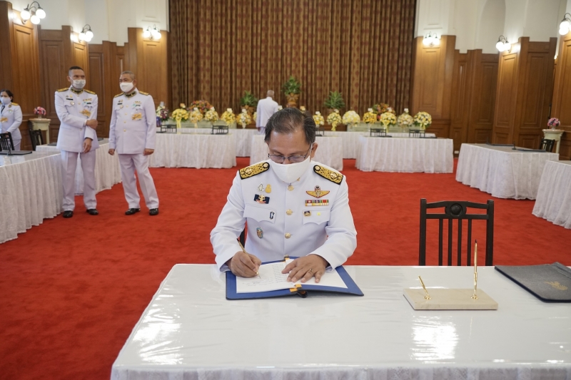  สตง. ลงนามถวายพระพรชัยมงคลพระบาทสมเด็จพระเจ้าอยู่หัว เนื่องในโอกาสวันฉัตรมงคล 4 พฤษภาคม 2563