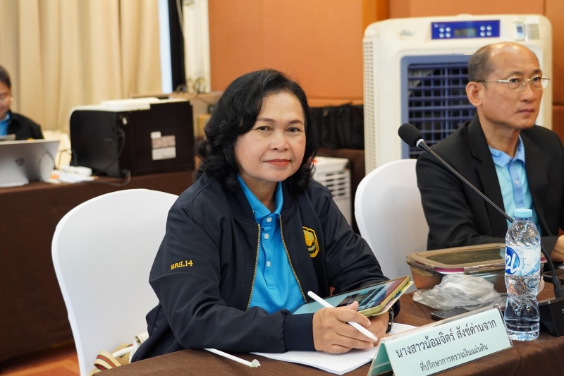 ทำบุญตักบาตรข้าวสารอาหารแห้ง