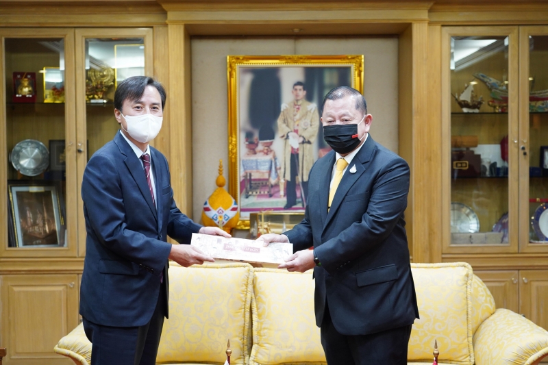 คณะผู้แทน สตง. เกาหลี เข้าเยี่ยมคารวะประธานกรรมการตรวจเงินแผ่นดินในโอกาสเดินทางมาเยือนประเทศไทย ณ สำนักงานการตรวจเงินแผ่นดิน