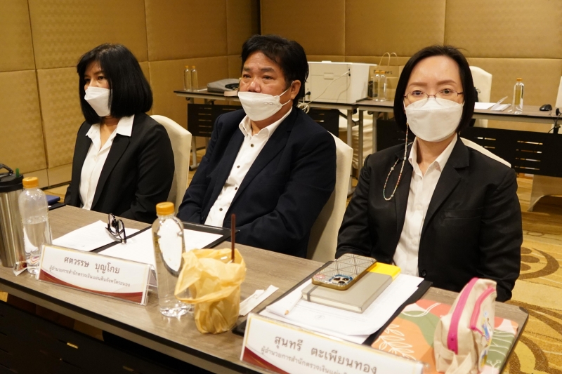 ผู้เข้าร่วมโครงการพัฒนานักบริหารการตรวจเงินแผ่นดินระดับสูง (นตส.) รุ่นที่ 12