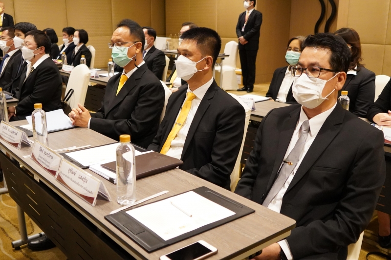 ผู้เข้าร่วมโครงการพัฒนานักบริหารการตรวจเงินแผ่นดินระดับสูง (นตส.) รุ่นที่ 12