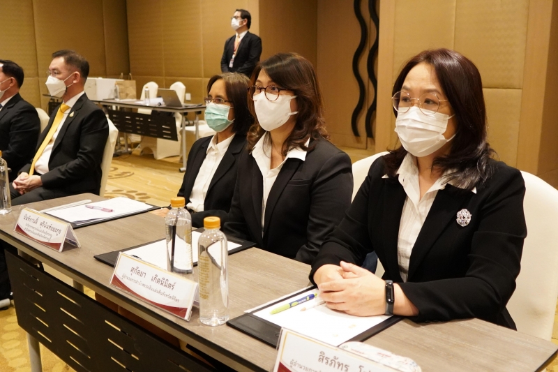 ผู้เข้าร่วมโครงการพัฒนานักบริหารการตรวจเงินแผ่นดินระดับสูง (นตส.) รุ่นที่ 12