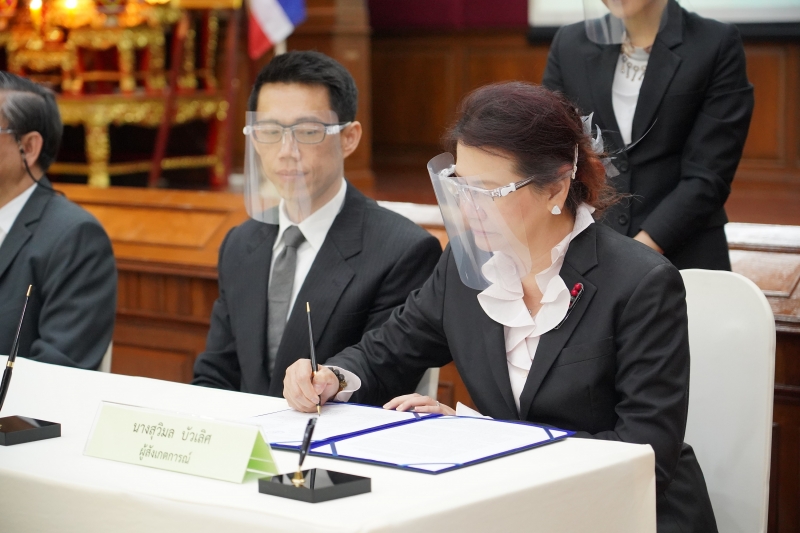 พิธีลงนามบันทึกข้อตกลงว่าด้วยความร่วมมือในการป้องกันและปราบปรามปัญหาการทุจริต และพิธีลงนามข้อตกลงคุณธรรม 