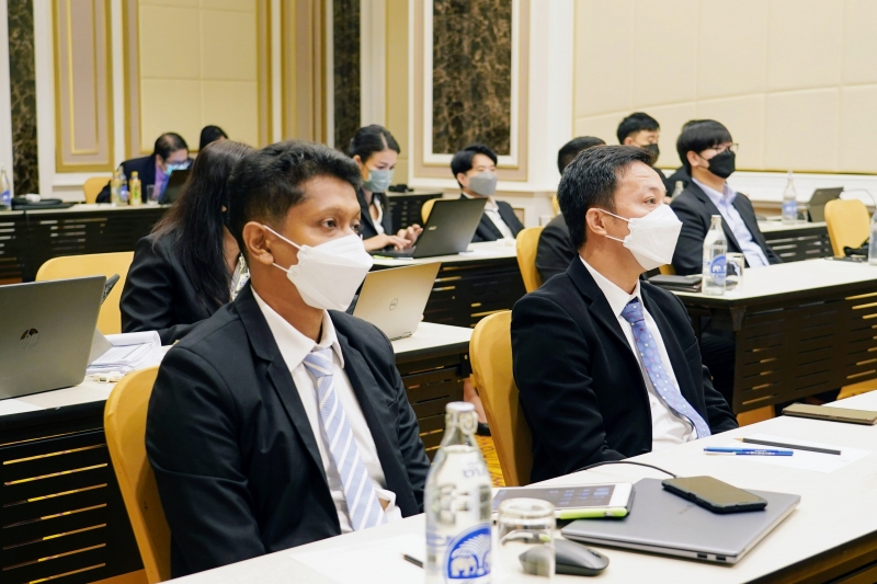 พิธีมอบประกาศนียบัตรและพิธีปิดโครงการพัฒนาบุคลากรด้านการวิเคราะห์ข้อมูลขั้นสูง ณ โรงแรม เดอะ เบอร์เคลีย์ ประตูน้ำ กรุงเทพมหานคร