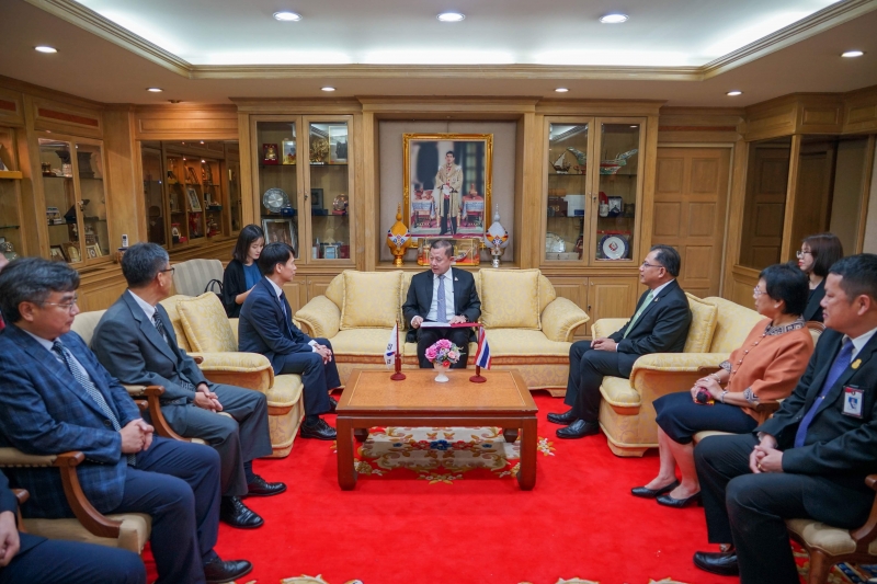 คณะผู้แทนจากสถาบันฝึกอบรมด้านการตรวจสอบและสืบสวนของ สตง. เกาหลี เข้าเยี่ยมคารวะ ปตง. ผตง. และคณะผู้บริหาร สตง.