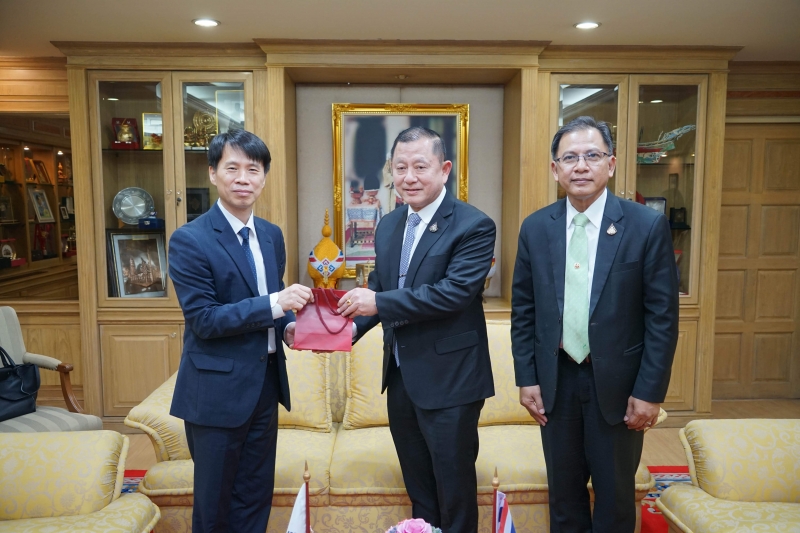 คณะผู้แทนจากสถาบันฝึกอบรมด้านการตรวจสอบและสืบสวนของ สตง. เกาหลี เข้าเยี่ยมคารวะ ปตง. ผตง. และคณะผู้บริหาร สตง.