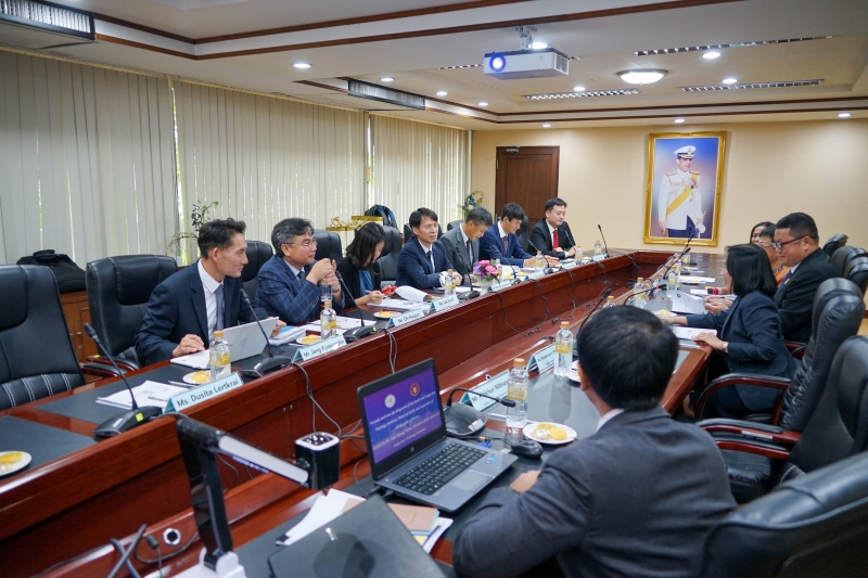 คณะผู้แทนจากสถาบันฝึกอบรมด้านการตรวจสอบและสืบสวนของ สตง. เกาหลี เข้าเยี่ยมคารวะ ปตง. ผตง. และคณะผู้บริหาร สตง.