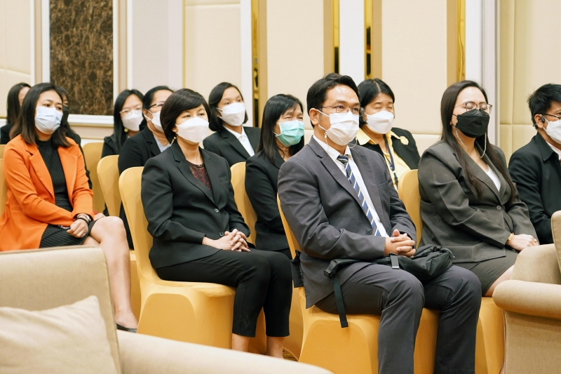 พิธีมอบประกาศนียบัตรและพิธีปิดโครงการพัฒนาบุคลากรด้านการวิเคราะห์ข้อมูลขั้นสูง ณ โรงแรม เดอะ เบอร์เคลีย์ ประตูน้ำ กรุงเทพมหานคร