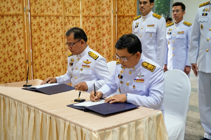 สตง. ถวายแจกันดอกไม้และลงนามถวายพระพรสมเด็จพระเจ้าน้องนางเธอ เจ้าฟ้าจุฬาภรณวลัยลักษณ์ อัครราชกุมารี