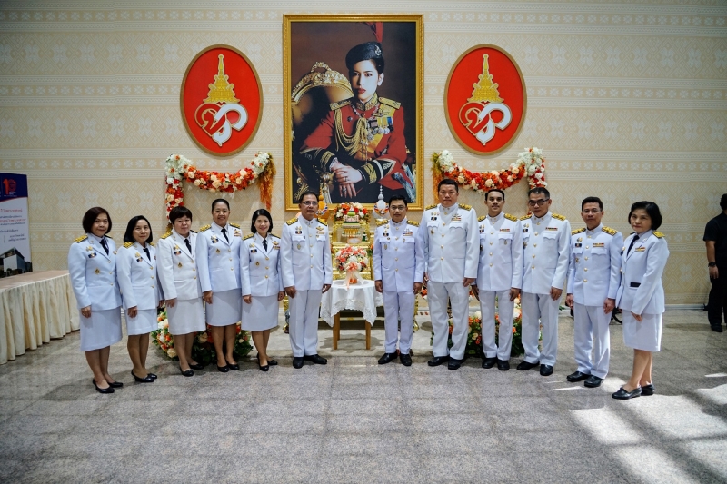 สตง. ถวายแจกันดอกไม้และลงนามถวายพระพรสมเด็จพระเจ้าน้องนางเธอ เจ้าฟ้าจุฬาภรณวลัยลักษณ์ อัครราชกุมารี